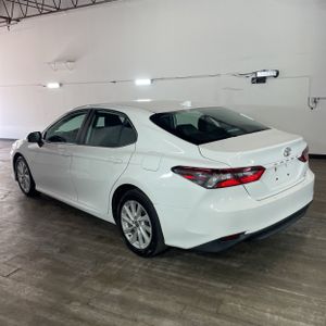 TOYOTA CAMRY - 3