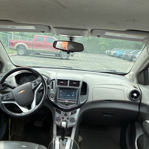 2017 Chevrolet SONIC PREMIER AUTO thumbnail 36