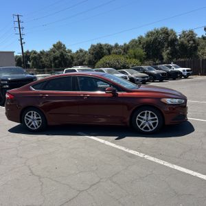 صورة 10 لـ 2015 FORD FUSION SE