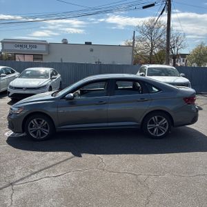 VOLKSWAGEN JETTA SE - 3