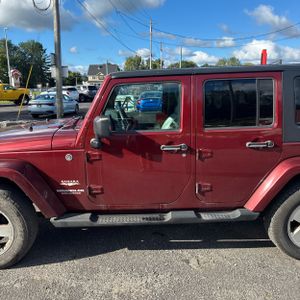 صورة 4 لـ 2010 JEEP WRANGLER UNLIMITED SAHARA