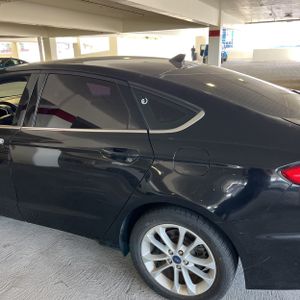 FORD FUSION SE - 6