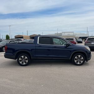 Honda Ridgeline RTL-T - 10