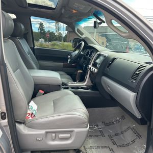 2010 Toyota TUNDRA LIMITED — фото 33