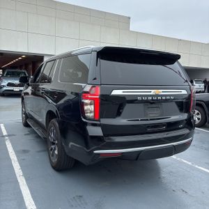 CHEVROLET SUBURBAN LT - 5