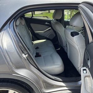 2016 Mercedes-BENZ GLA 缩略图 35