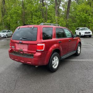 FORD ESCAPE XLT - 8