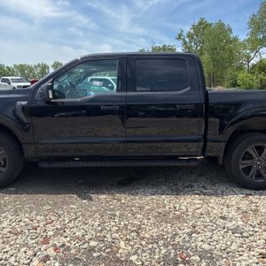 FORD F-150 XLT - 4
