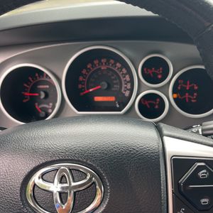 2015 Toyota SEQUOIA SR5 照片 41