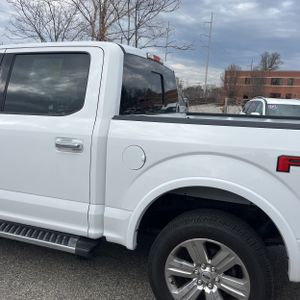 FORD F-150 LARIAT - 6