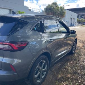 FORD ESCAPE ST-LINE - 9