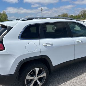 JEEP CHEROKEE LIMITED - 9