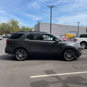 FORD EXPLORER SPORT - 10