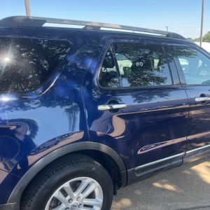 FORD EXPLORER XLT - 9