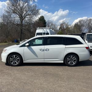 HONDA ODYSSEY TOURING ELITE - 3