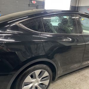 TESLA MODEL Y LONG RANGE - 9