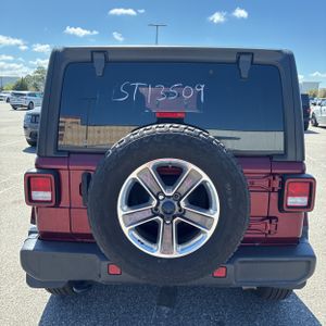 JEEP WRANGLER UNLIMITED SAHARA - 7