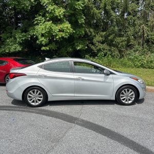 2015 Hyundai ELANTRA SE — фото 10