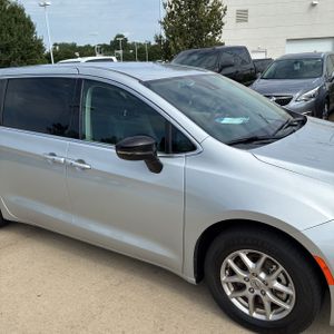 صورة مصغرة 11 لـ 2024 Chrysler PACIFICA TOURING L