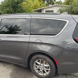 CHRYSLER PACIFICA TOURING - 6