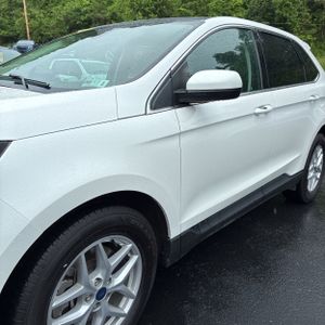 FORD EDGE SEL - 2