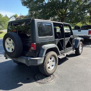 صورة 8 لـ 2016 JEEP WRANGLER UNLIMITED SPORT