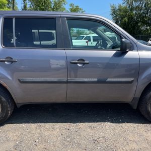 2015 Honda PILOT LX — миниатюра 11