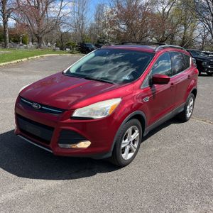 FORD ESCAPE SE - 1
