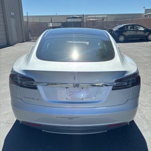 TESLA MODEL S BASE - 7