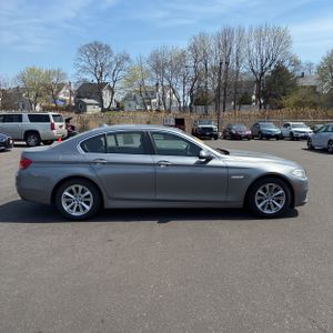 BMW 528I XDRIVE - 10