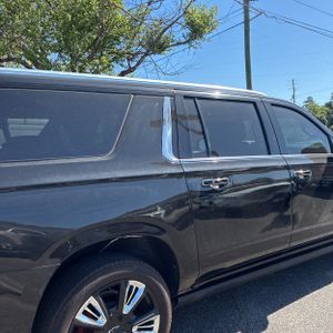 CHEVROLET SUBURBAN HIGH COUNTRY - 9