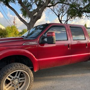 Ford F-250 Super Duty Lariat - 2