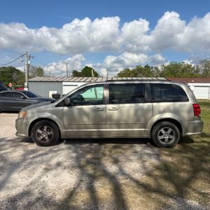DODGE GRAND CARAVAN SXT - 3