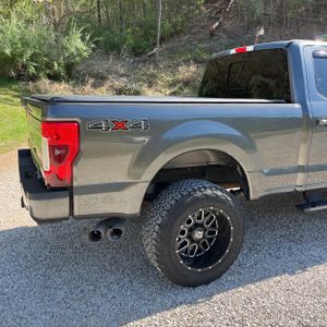 FORD F-250 SUPER DUTY LARIAT - 9