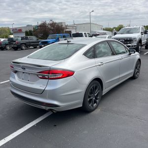 FORD FUSION SE - 8