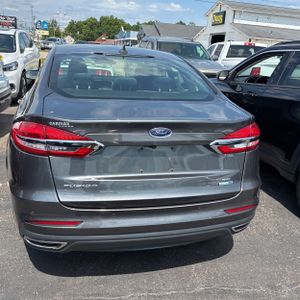 صورة 4 لـ 2020 FORD FUSION SE