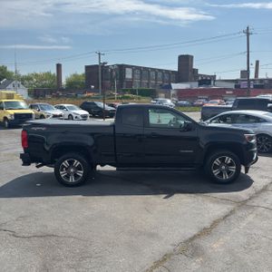 CHEVROLET COLORADO WORK TRUCK - 10