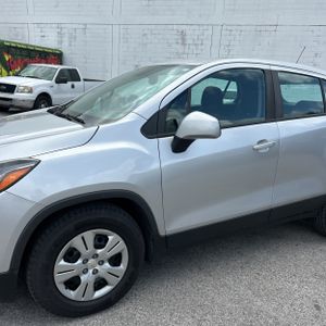 CHEVROLET TRAX - 2
