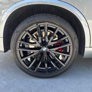 صورة مصغرة 19 لـ 2025 BMW X5 M60I