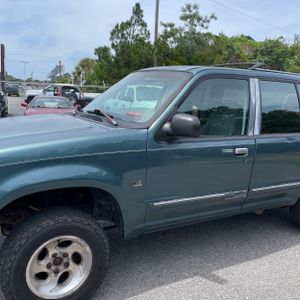 1997 FORD EXPLORER XLT 照片 2