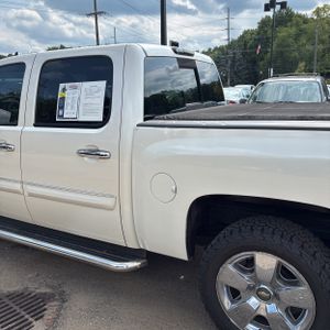 2011 Chevrolet SILVERADO 1500 LT — фото 6