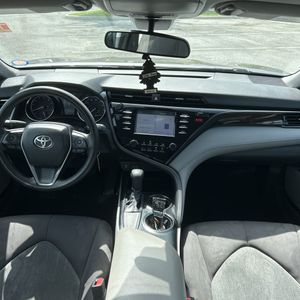 2019 Toyota CAMRY LE thumbnail 36