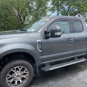 FORD F-250 SUPER DUTY LARIAT - 2