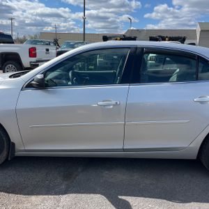 CHEVROLET MALIBU LS - 4