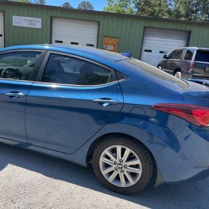 HYUNDAI ELANTRA SE - 6