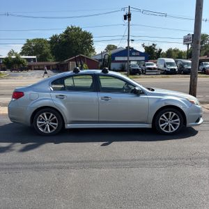 صورة 10 لـ 2014 Subaru LEGACY 2.5I