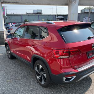 صورة 4 لـ 2023 Volkswagen TAOS SE 4MOTION