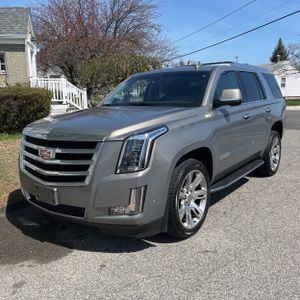 CADILLAC ESCALADE LUXURY - 1
