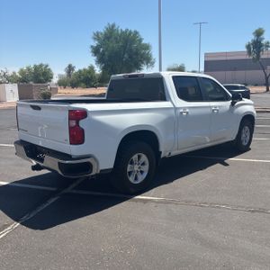 صورة 8 لـ 2021 Chevrolet SILVERADO 1500 LT