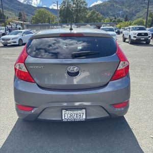 HYUNDAI ACCENT SE - 7